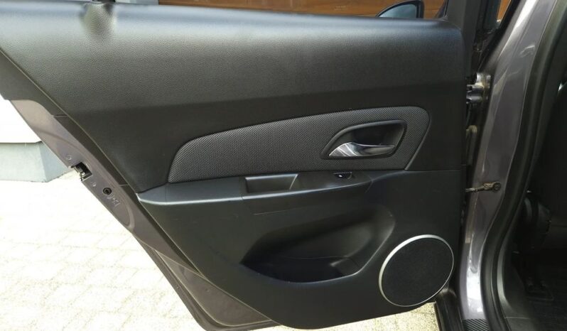 CHEVROLET Cruze  | FWD (przód) | Manualna | 140 KM | Szary full