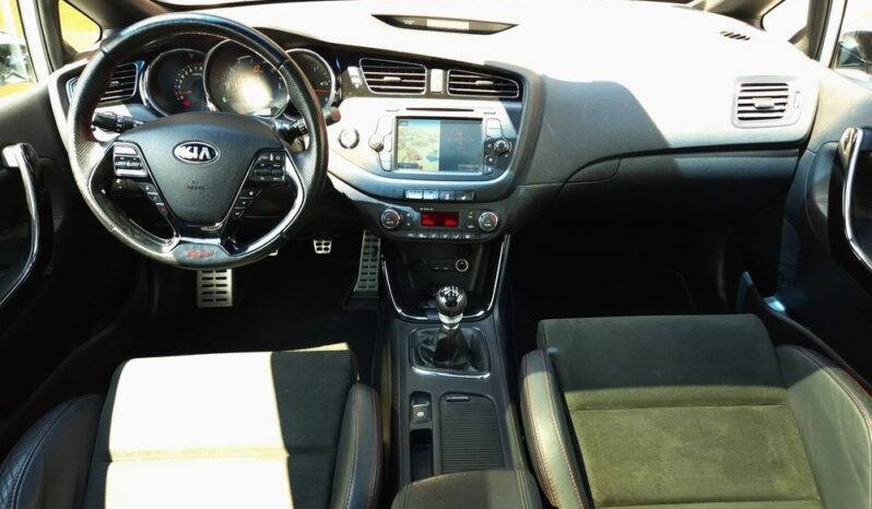 KIA Pro Cee’d | FWD (przód) | Manualna | 204 KM | Biały full