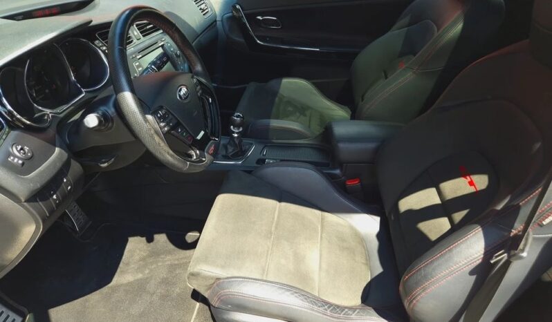 KIA Pro Cee’d | FWD (przód) | Manualna | 204 KM | Biały full