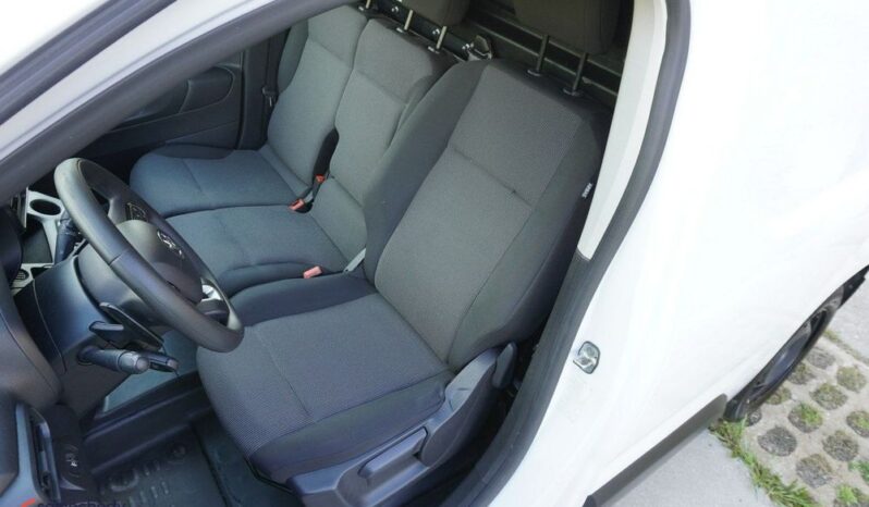 TOYOTA ProAce City | przedni | Automatyczna | 130 KM | Biały full