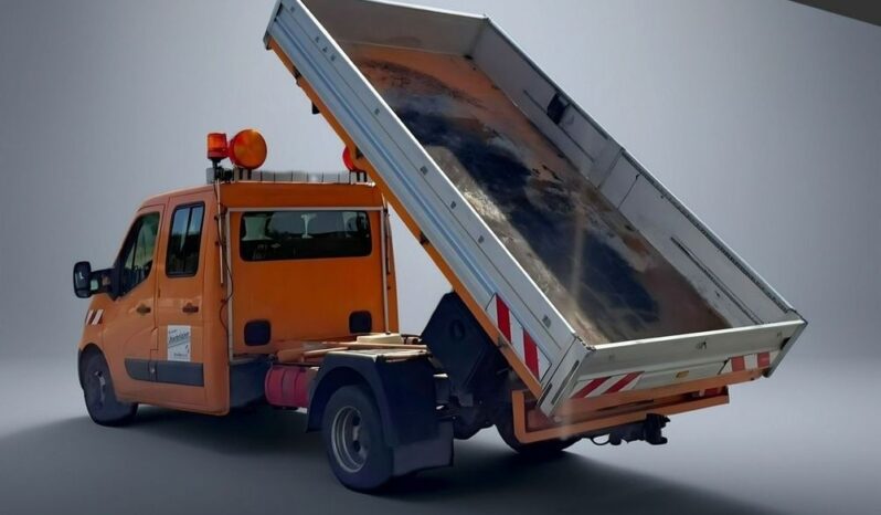 Renault Master | RWD (tył) | Manualna | 136 KM | Pomarańczowy full