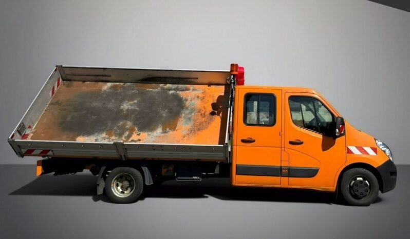 Renault Master | RWD (tył) | Manualna | 136 KM | Pomarańczowy full