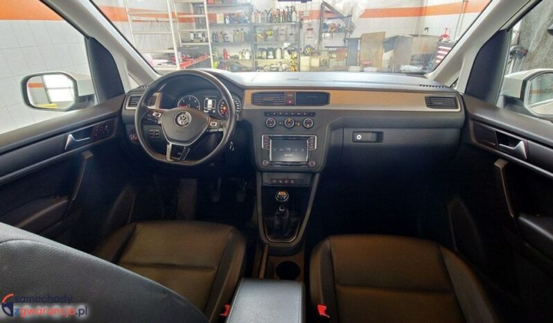 VOLKSWAGEN Caddy | 4×4 (doł. automatycznie) | Manualna | 122 KM | Biały full