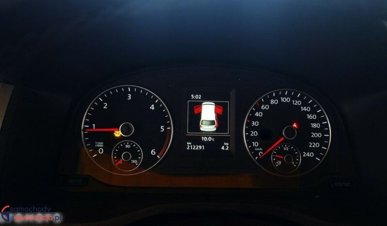 VOLKSWAGEN Caddy | 4×4 (doł. automatycznie) | Manualna | 122 KM | Biały full