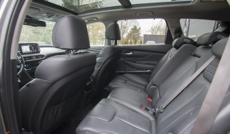 Hyundai Santa Fe | 4×4 (doł. automatycznie) | Automatyczna | 185 KM | Szary full