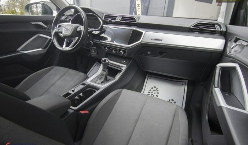 Audi Q3 | FWD (przód) | Automatyczna | 150 KM | Czarny full
