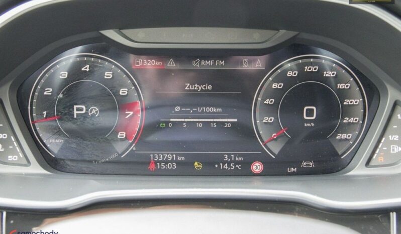 Audi Q3 | FWD (przód) | Automatyczna | 150 KM | Czarny full