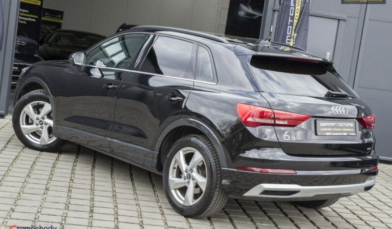 Audi Q3 | FWD (przód) | Automatyczna | 150 KM | Czarny full