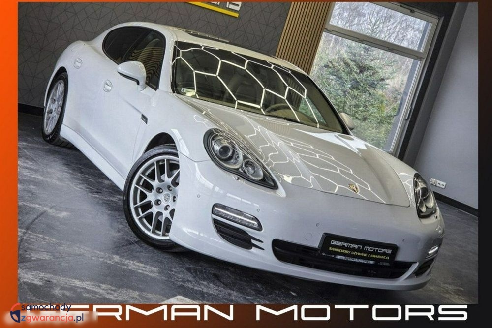 Porsche Panamera | 4X4 (Stały) | Automatyczna | 310 Km | Biały