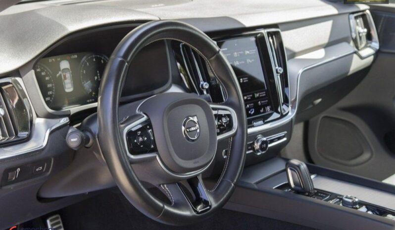 VOLVO S60  | FWD (przód) | Automatyczna | 197 KM | Biały full