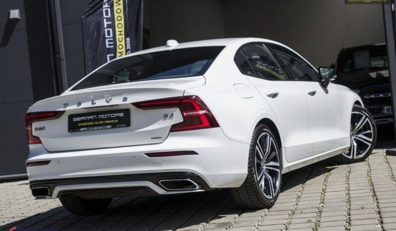 VOLVO S60  | FWD (przód) | Automatyczna | 197 KM | Biały full