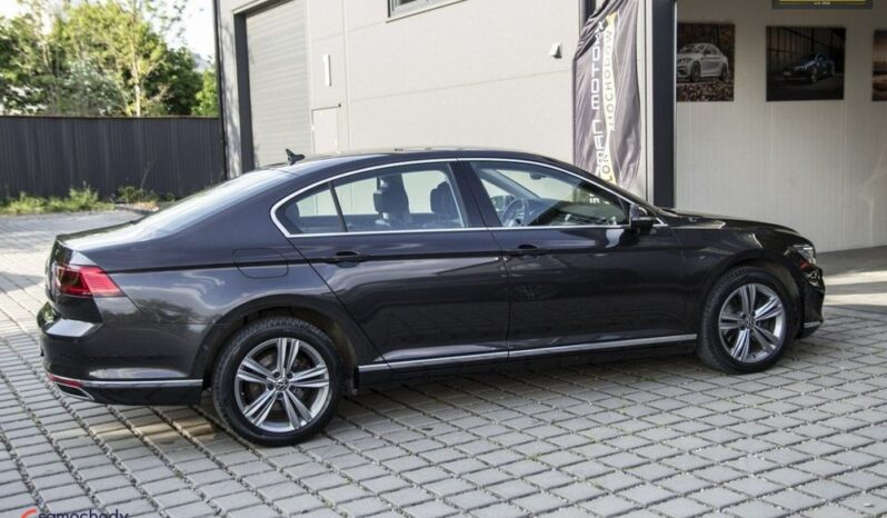 VOLKSWAGEN Passat  | FWD (przód) | Automatyczna | 150 KM | Szary full