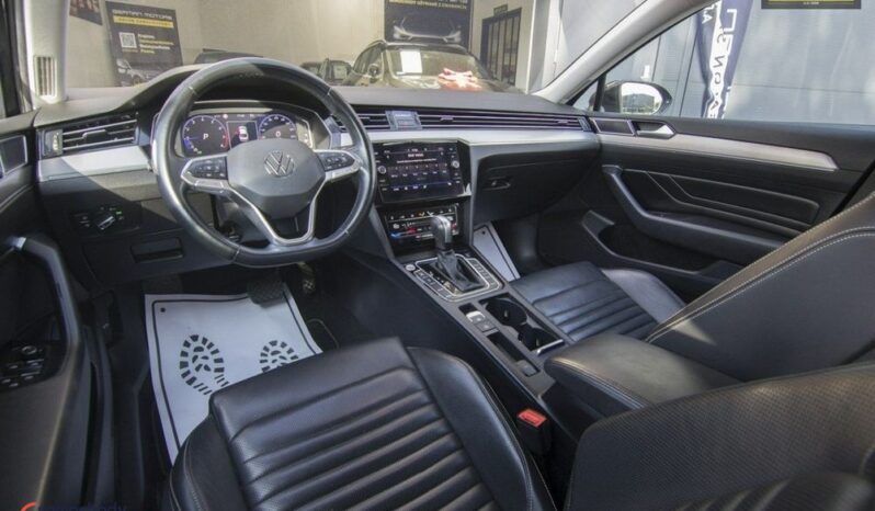 VOLKSWAGEN Passat  | FWD (przód) | Automatyczna | 150 KM | Szary full