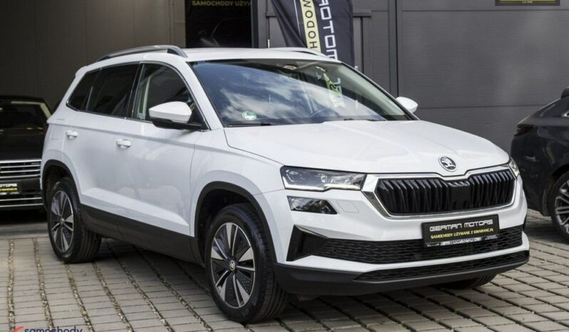 SKODA Karoq | FWD (przód) | Automatyczna | 150 KM | Biały full