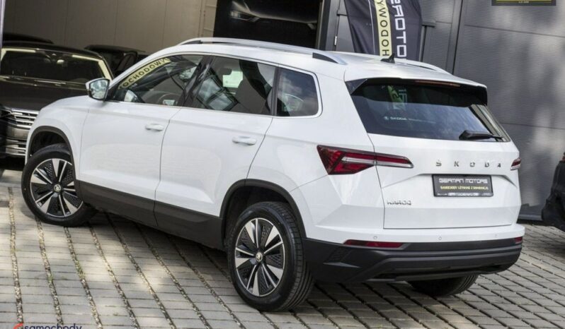 SKODA Karoq | FWD (przód) | Automatyczna | 150 KM | Biały full