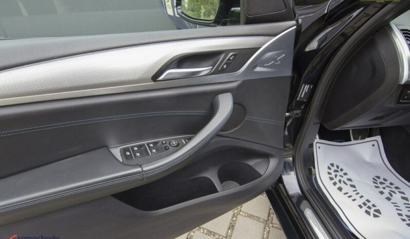 BMW X4  | 4×4 (stały) | Automatyczna | 231 KM | Czarny full