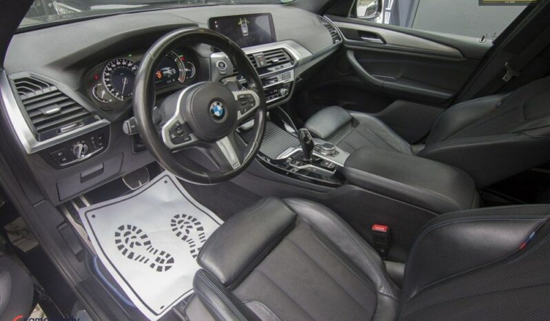 BMW X4  | 4×4 (stały) | Automatyczna | 231 KM | Czarny full