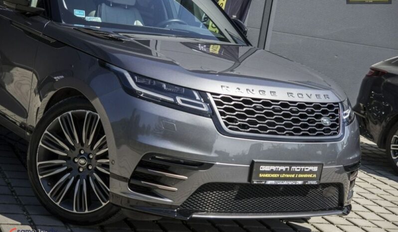 LAND ROVER Range Rover Velar | 4×4 (doł. automatycznie) | Automatyczna | 300 KM | Szary full