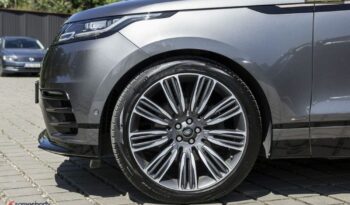 LAND ROVER Range Rover Velar | 4×4 (doł. automatycznie) | Automatyczna | 300 KM | Szary full