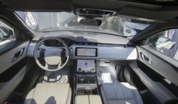 LAND ROVER Range Rover Velar | 4×4 (doł. automatycznie) | Automatyczna | 300 KM | Szary full