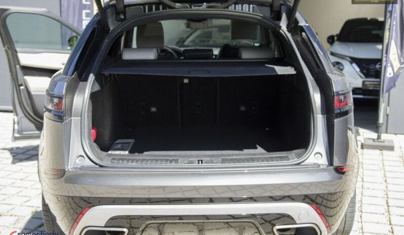 LAND ROVER Range Rover Velar | 4×4 (doł. automatycznie) | Automatyczna | 300 KM | Szary full