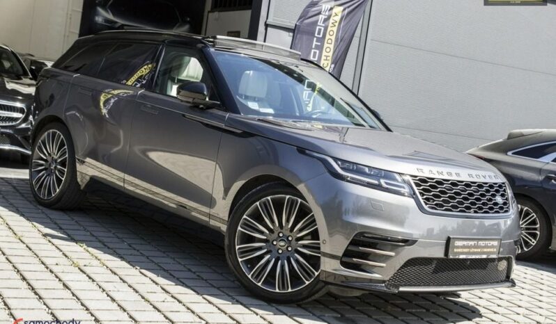 LAND ROVER Range Rover Velar | 4×4 (doł. automatycznie) | Automatyczna | 300 KM | Szary full