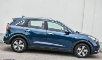 KIA Niro  | FWD (przód) | Automatyczna | 141 KM | Niebieski full