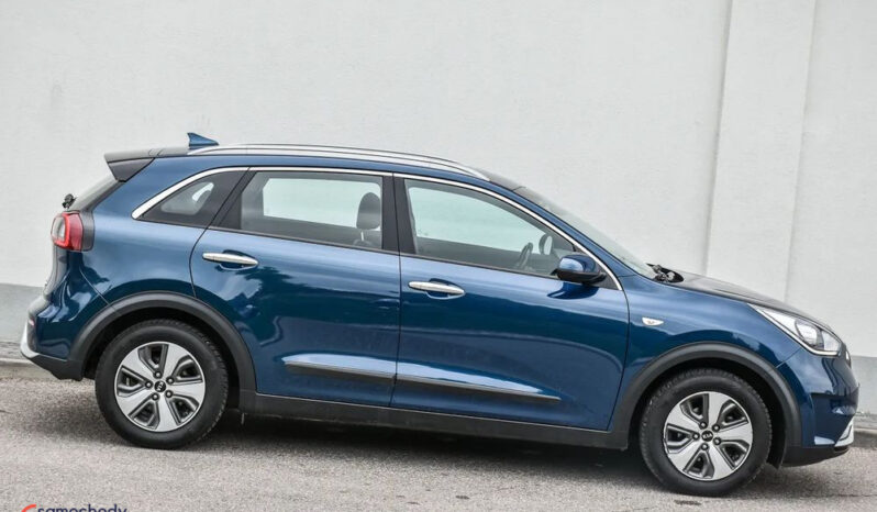 KIA Niro  | FWD (przód) | Automatyczna | 141 KM | Niebieski full