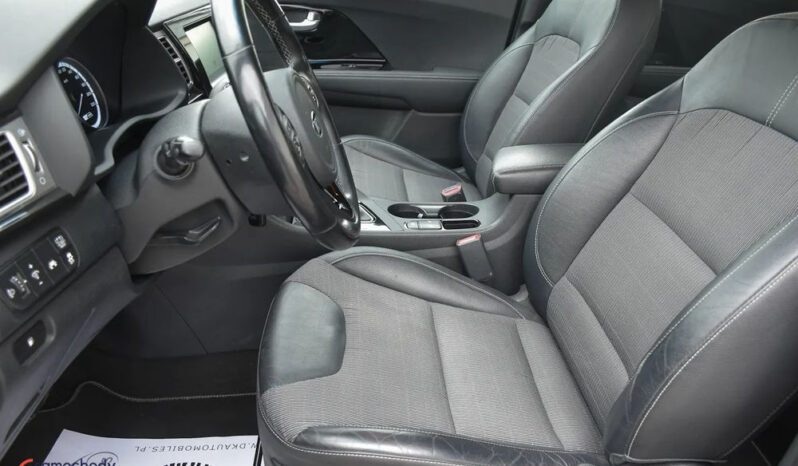 KIA Niro  | FWD (przód) | Automatyczna | 141 KM | Niebieski full