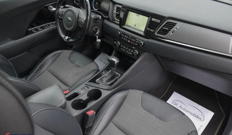 KIA Niro  | FWD (przód) | Automatyczna | 141 KM | Niebieski full