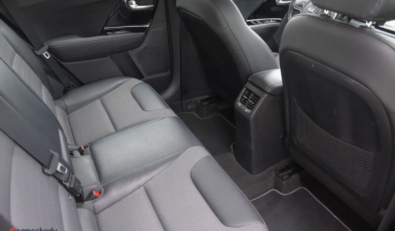 KIA Niro  | FWD (przód) | Automatyczna | 141 KM | Niebieski full