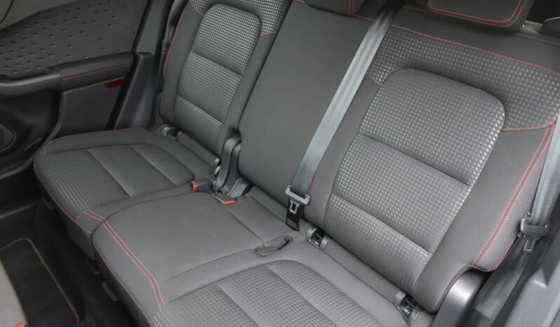 FORD Kuga  | FWD (przód) | Manualna | 150 KM | Biały full