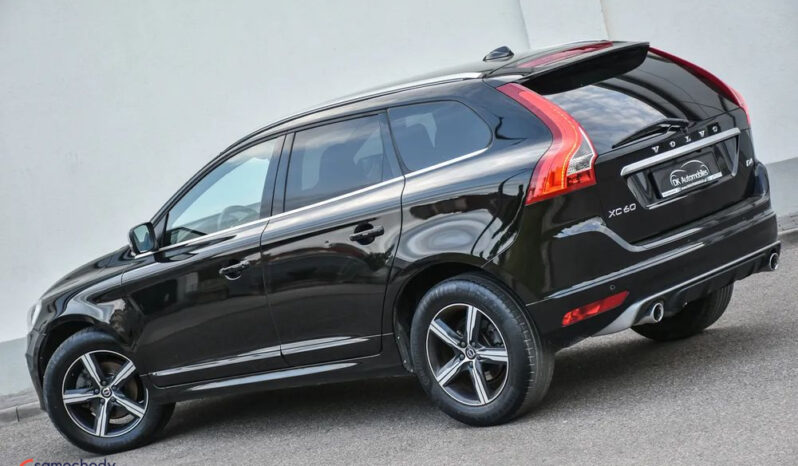 VOLVO XC 60 | FWD (przód) | Automatyczna | 190 KM | Czarny full