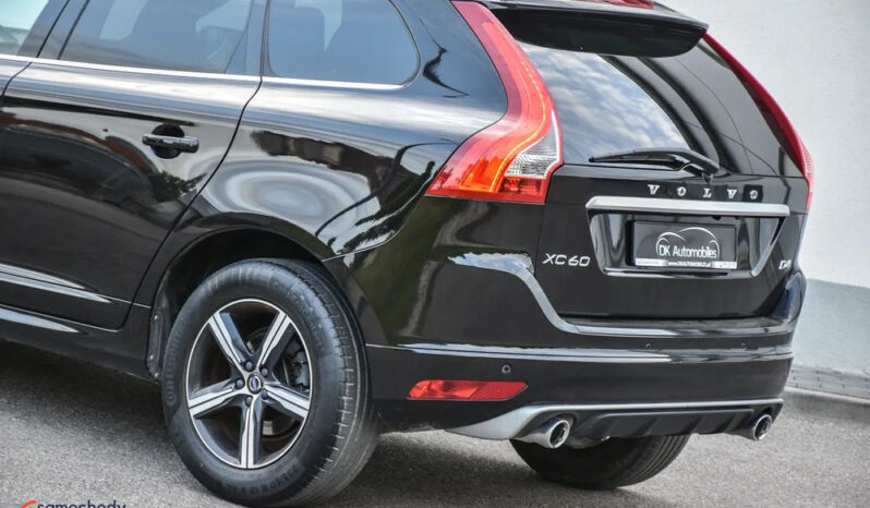 VOLVO XC 60 | FWD (przód) | Automatyczna | 190 KM | Czarny full