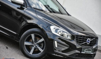 VOLVO XC 60 | FWD (przód) | Automatyczna | 190 KM | Czarny full