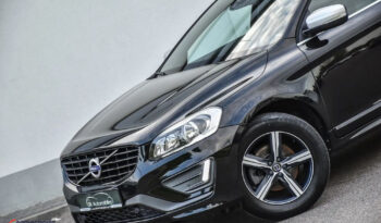 VOLVO XC 60 | FWD (przód) | Automatyczna | 190 KM | Czarny full