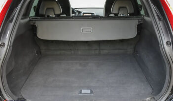 VOLVO XC 60 | FWD (przód) | Automatyczna | 190 KM | Czarny full