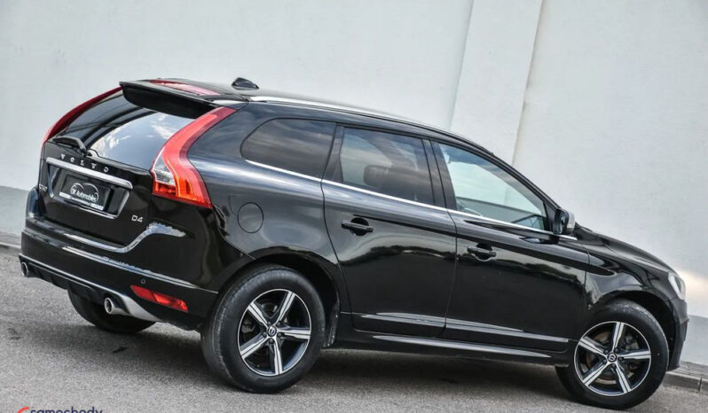 VOLVO XC 60 | FWD (przód) | Automatyczna | 190 KM | Czarny full