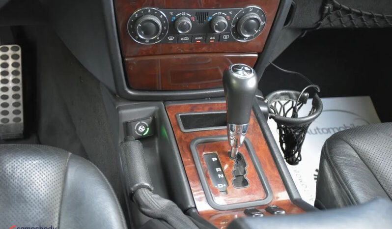 MERCEDES-BENZ G | 4×4 (stały) | Automatyczna | 388 KM | Czarny full