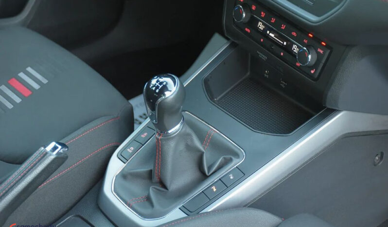 SEAT Arona  | FWD (przód) | Manualna | 150 KM | Niebieski full