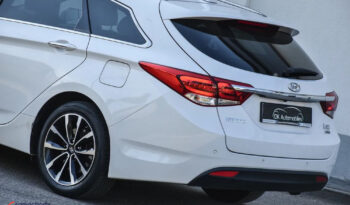 HYUNDAI i40  | FWD (przód) | Manualna | 116 KM | Biały full