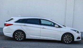 HYUNDAI i40  | FWD (przód) | Manualna | 116 KM | Biały full