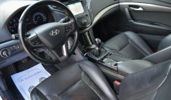 HYUNDAI i40  | FWD (przód) | Manualna | 116 KM | Biały full