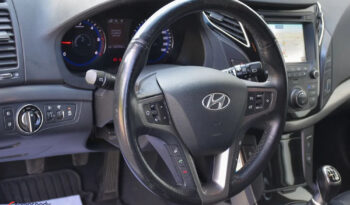 HYUNDAI i40  | FWD (przód) | Manualna | 116 KM | Biały full