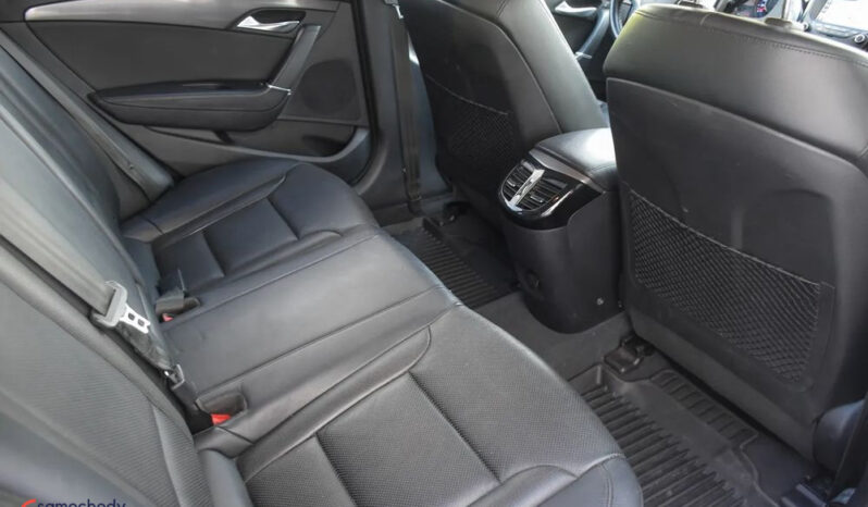 HYUNDAI i40  | FWD (przód) | Manualna | 116 KM | Biały full