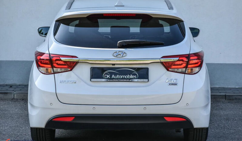 HYUNDAI i40  | FWD (przód) | Manualna | 116 KM | Biały full