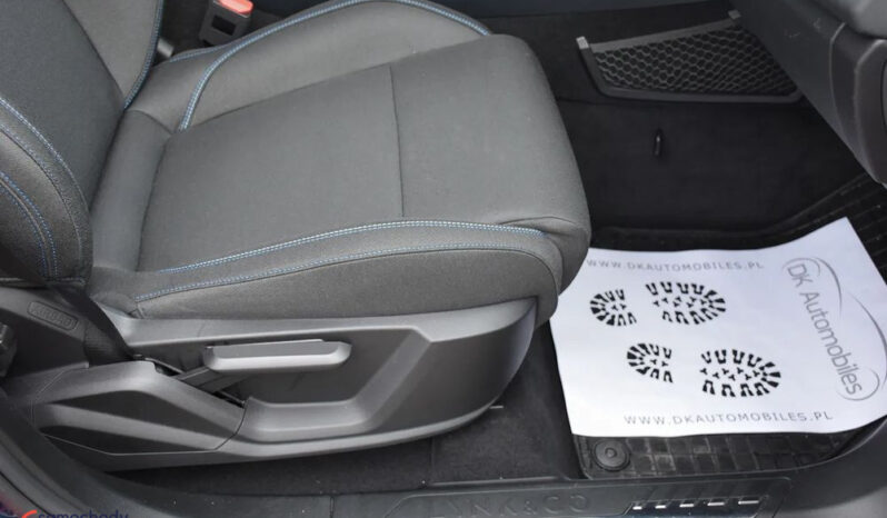 VOLVO XC 60 | FWD (przód) | Automatyczna | 261 KM | Niebieski full