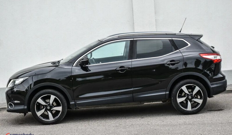 NISSAN Qashqai  | FWD (przód) | Manualna | 115 KM | Czarny full
