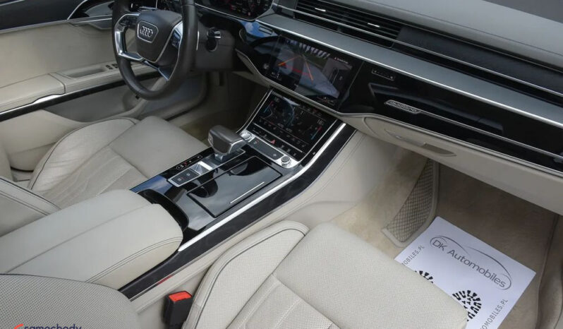 AUDI A8  | 4×4 (stały) | Automatyczna | 286 KM | Czarny full