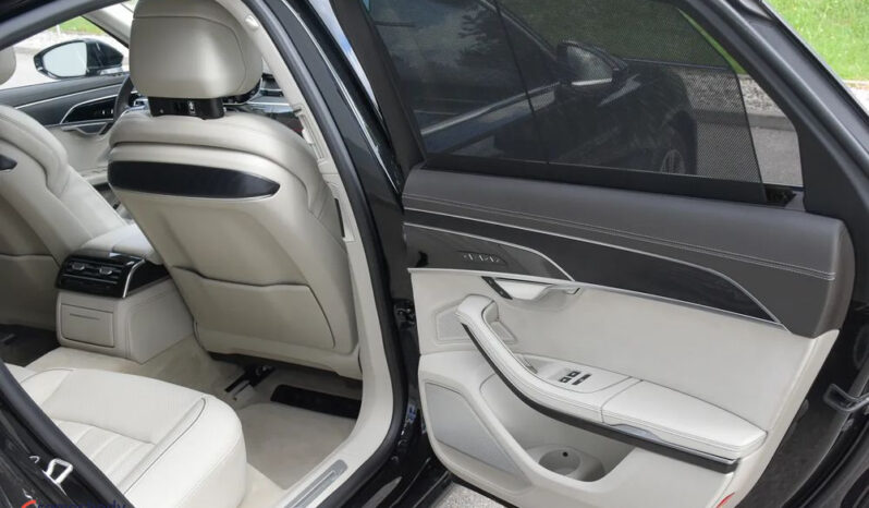 AUDI A8  | 4×4 (stały) | Automatyczna | 286 KM | Czarny full